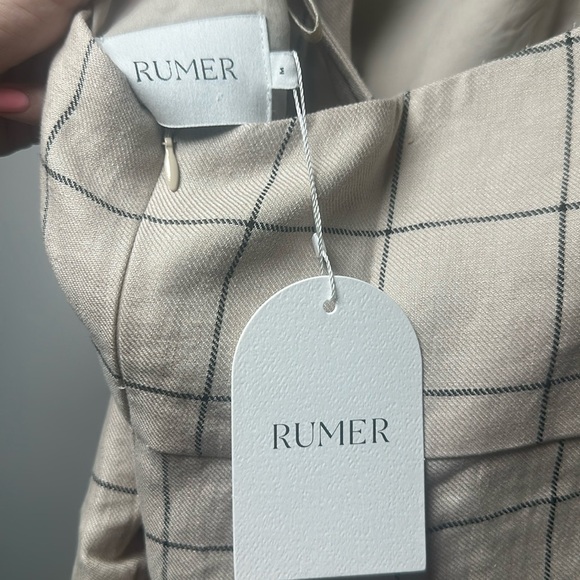 NWT! Revolve X Rumer the label Quinn Romper. Medium - Picture 4 of 8